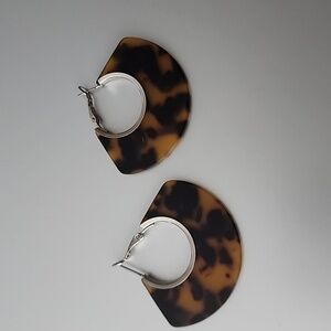 GEOMETRIC Tortoise  Shell ACRYLIC EARRINGS Fun And Whimsy